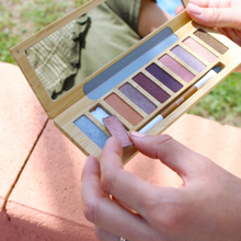Load image into Gallery viewer, Vegan Eyeshadow Palette - 10 Sparkly Shades - Zao Makeup - Lifestyle Image