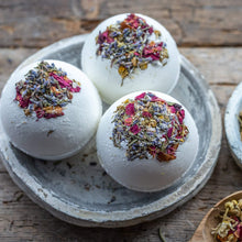 Load image into Gallery viewer, Bramblewood Soap Co - Botanical Bloom Bath Fizzy - Life Before Plastik