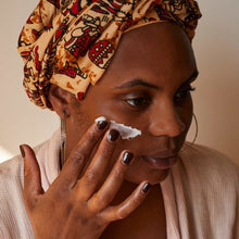 Load image into Gallery viewer, Mineral Sunscreen SPF25 | UpCircle | Life Before Plastic