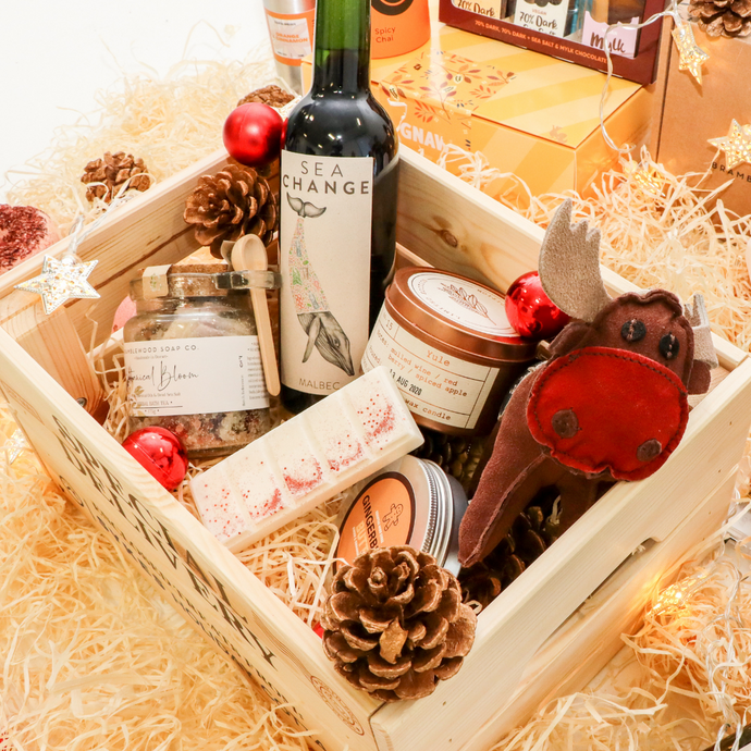 Win a sustainable Christmas Eve box worth £300!