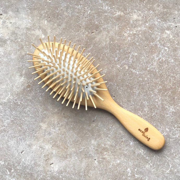 REVIEW: Wooden Hairbrush - Extra Long Pins