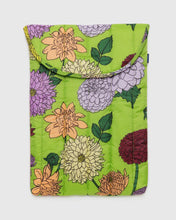 Load image into Gallery viewer, BAGGU Dahlia Puffy Laptop Sleeve 13/14&quot; - Recycled - Life Before Plastic
