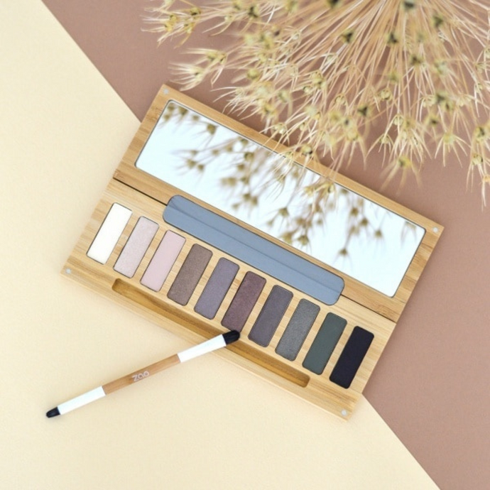 Bamboo Vegan Eyeshadow Palette 10 Shades - Zao Makeup - Lifestyle Image