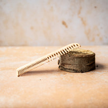 Load image into Gallery viewer, Wooden Short Hair Comb - Life Before Plastik
